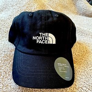 NWT The North Face Hat in Black